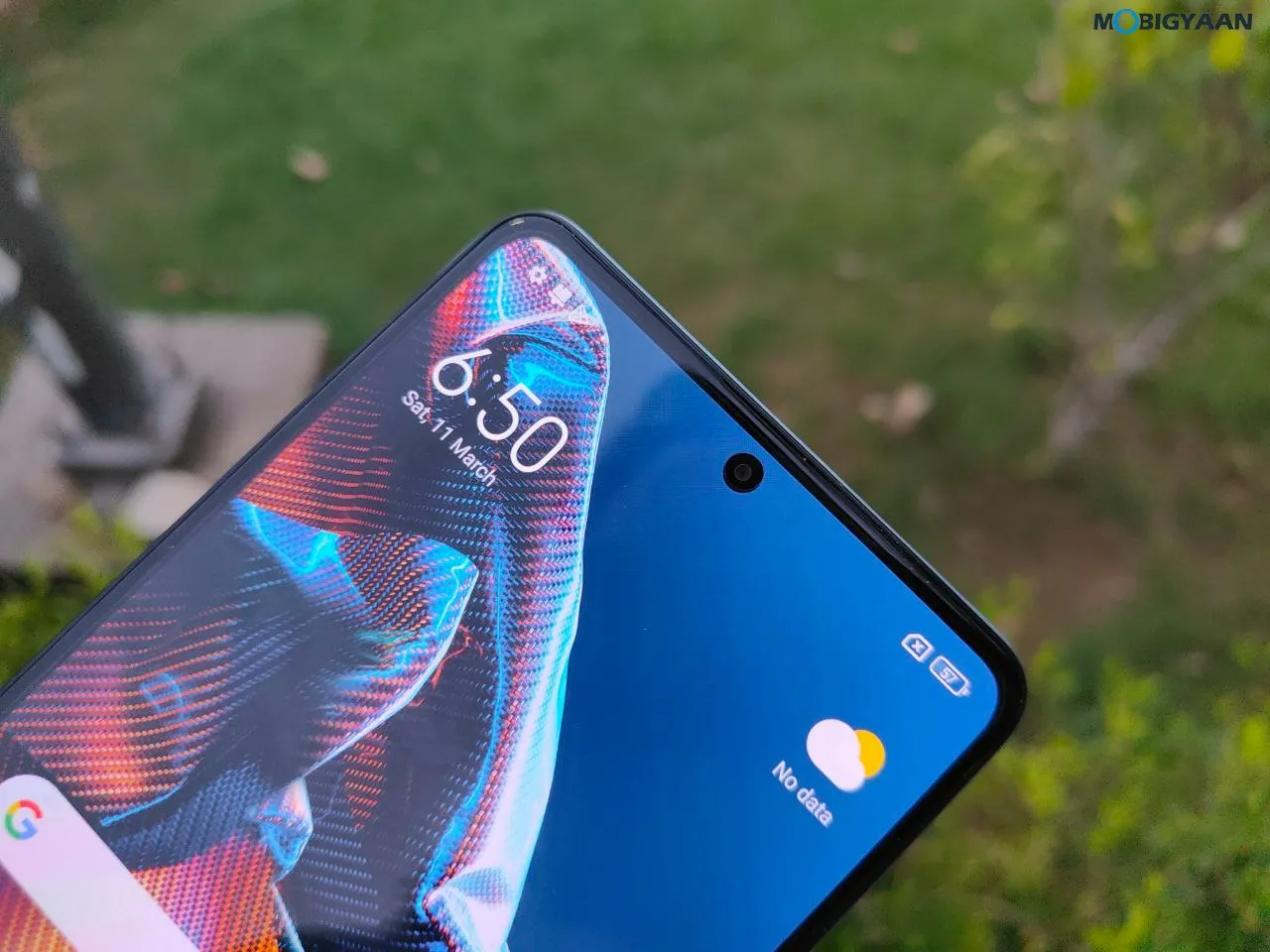 POCO X5 Pro 5G Review Design Display Build Quality 5