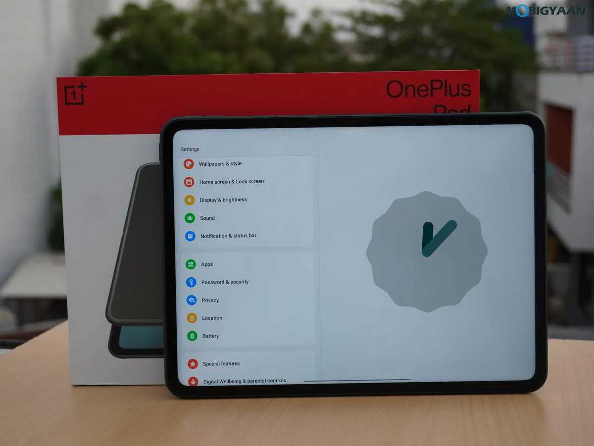 OnePlus Pad Review Tablet Design Display Cameras Build Quality 19
