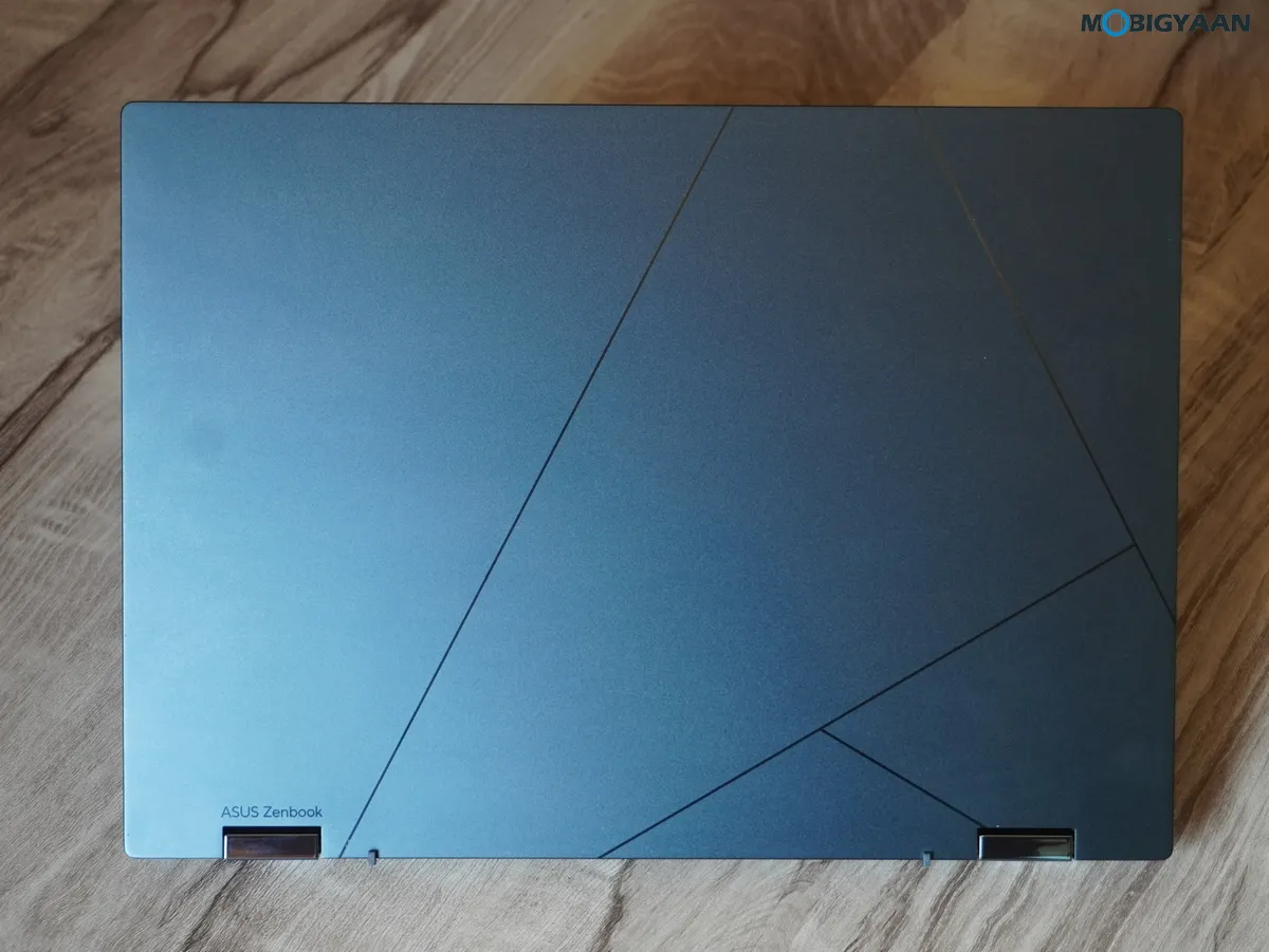 ASUS ZenBook 14 Flip OLED Review Design Display Build 13