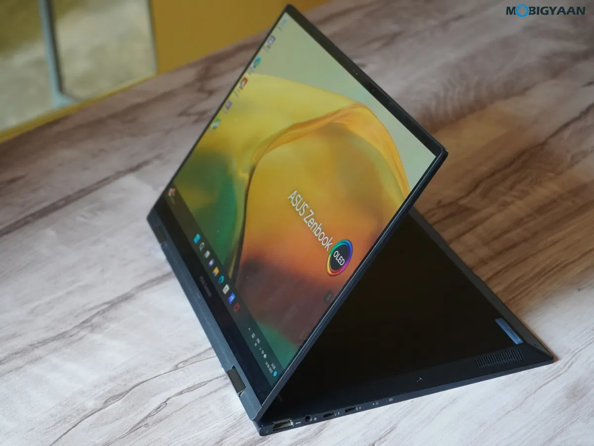 ASUS ZenBook 14 Flip OLED Review Design Display Build 19