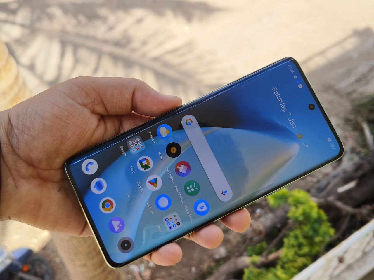 realme 11 Pro 5G Review Design Display Cameras 18