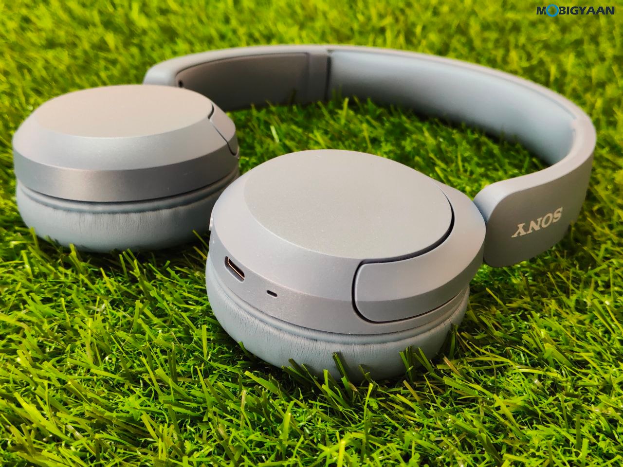 Sony WH CH520 Wireless Headphones Review 2