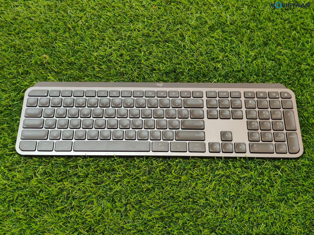 Logitech MX Keys S Review Wireless Keyboard Design Build Quality 19