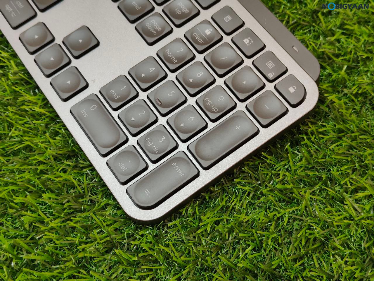 Logitech MX Keys S Review Wireless Keyboard Design Build Quality 8 1