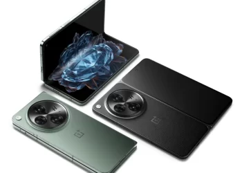 OnePlus Open launched in India at ₹1,39,999, features 7.82″ foldable LTPO 3.0 AMOLED display, 5.8mm ultra-slim design, Flexion hinge, Hasselblad triple cameras 48MP + 64MP + 48MP, Snapdragon 8 Gen 2, and more