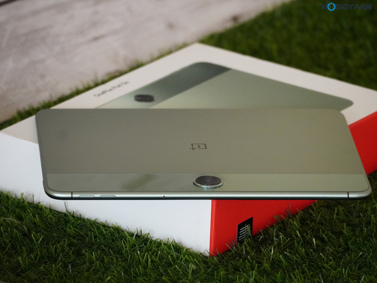 OnePlus Pad Go Review Design Display Cameras Build Quality 22