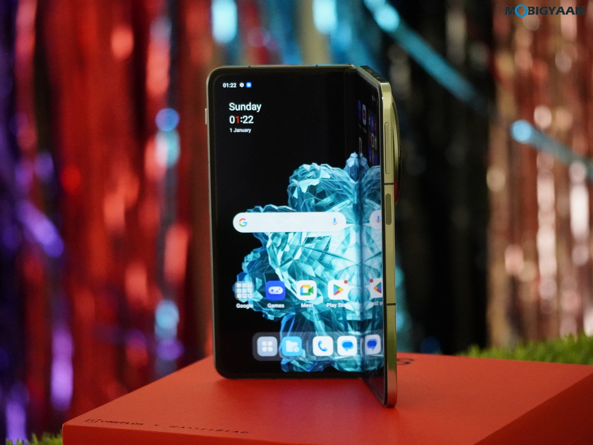 OnePlus Open Review Design Display Cameras Build Quality 23