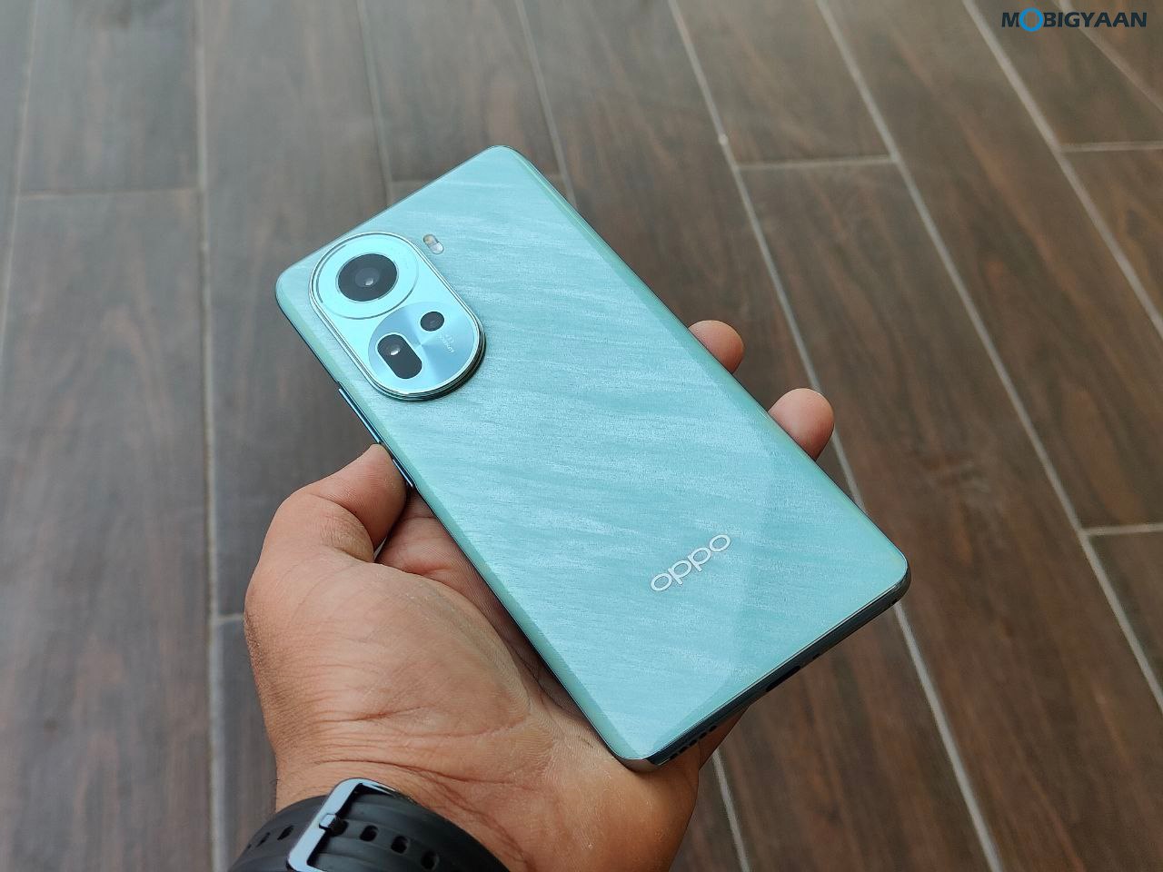 OPPO Reno11 5G Review Design Display Cameras Build Quality 1