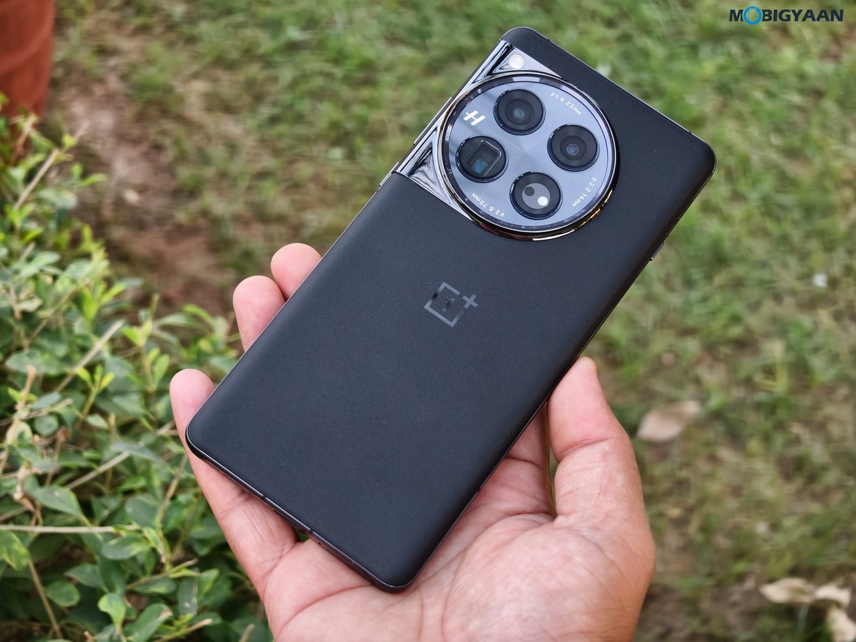 OnePlus 12R Review Design Display Cameras Build Quality 15 1
