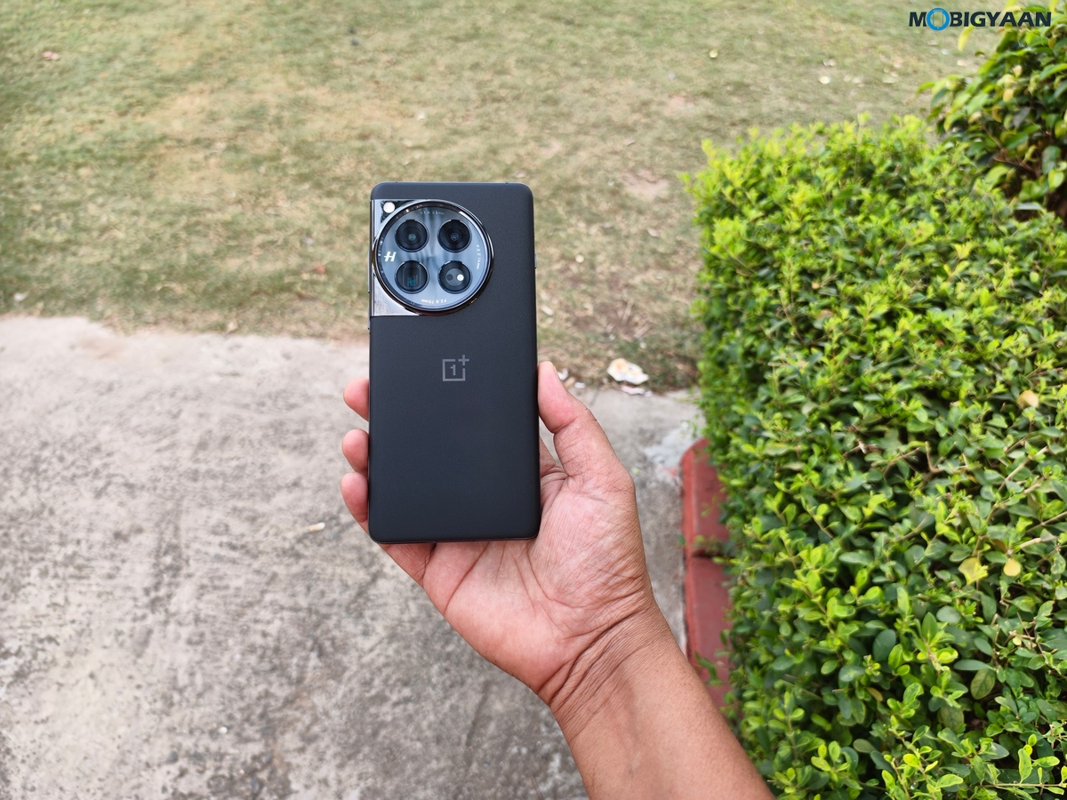 OnePlus 12R Review Design Display Cameras Build Quality 27