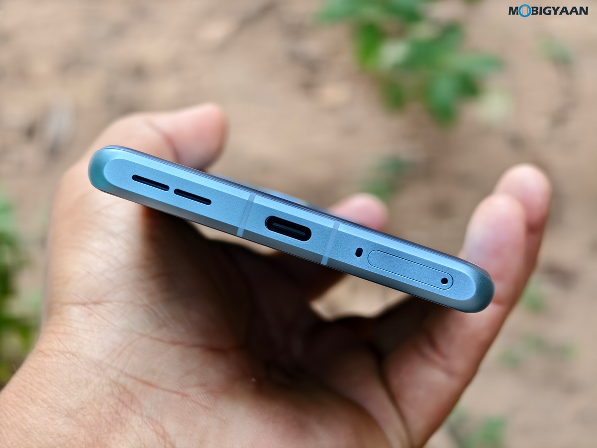 OnePlus 12R Review Design Display Cameras Build Quality 7