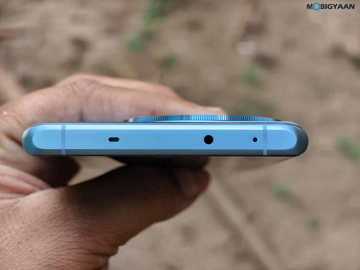 OnePlus 12R Review Design Display Cameras Build Quality 9