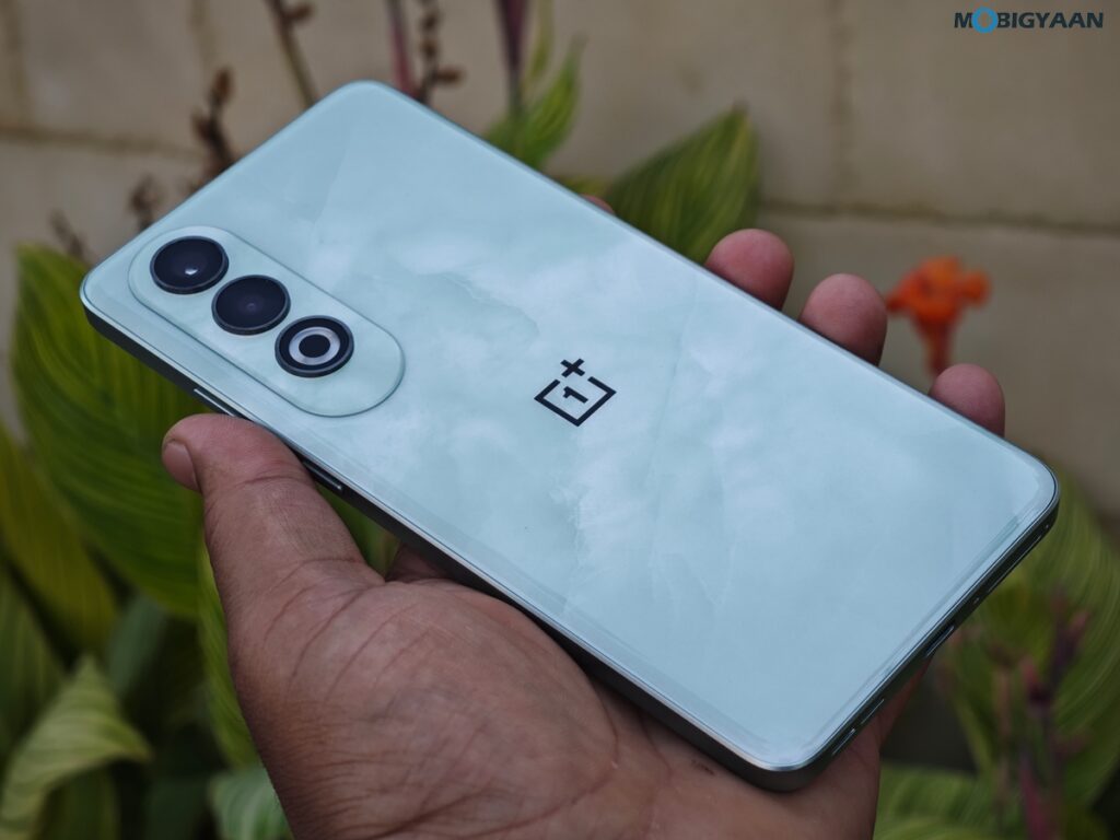 OnePlus Nord CE4 Review Design Display Cameras Build Quality 7