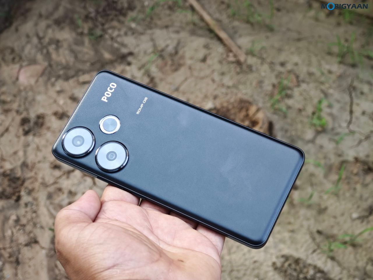 POCO F6 5G Review Design Display Cameras Build Quality 19