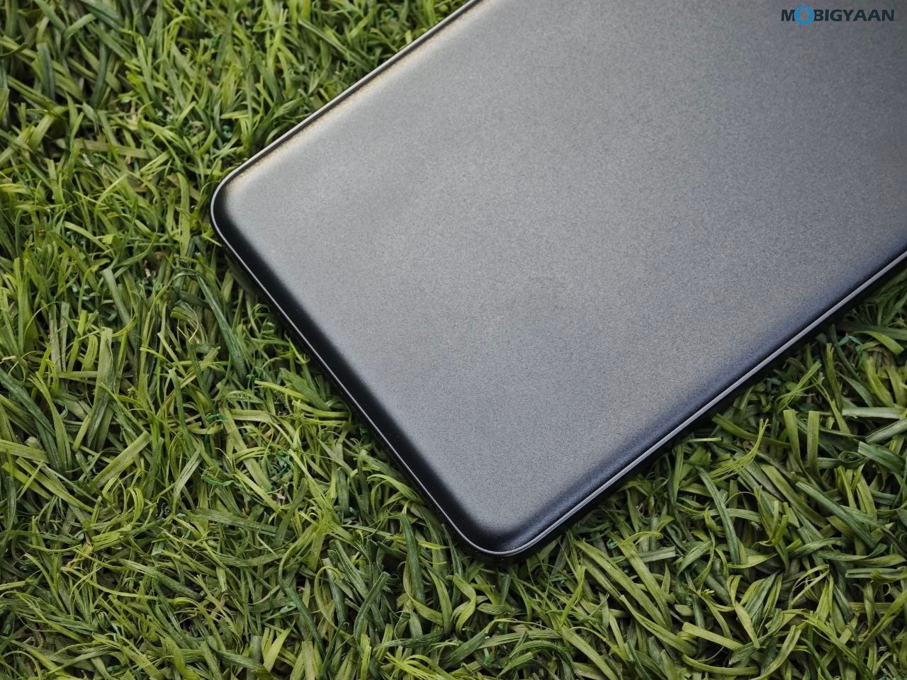 POCO F6 5G Review Design Display Cameras Build Quality 6