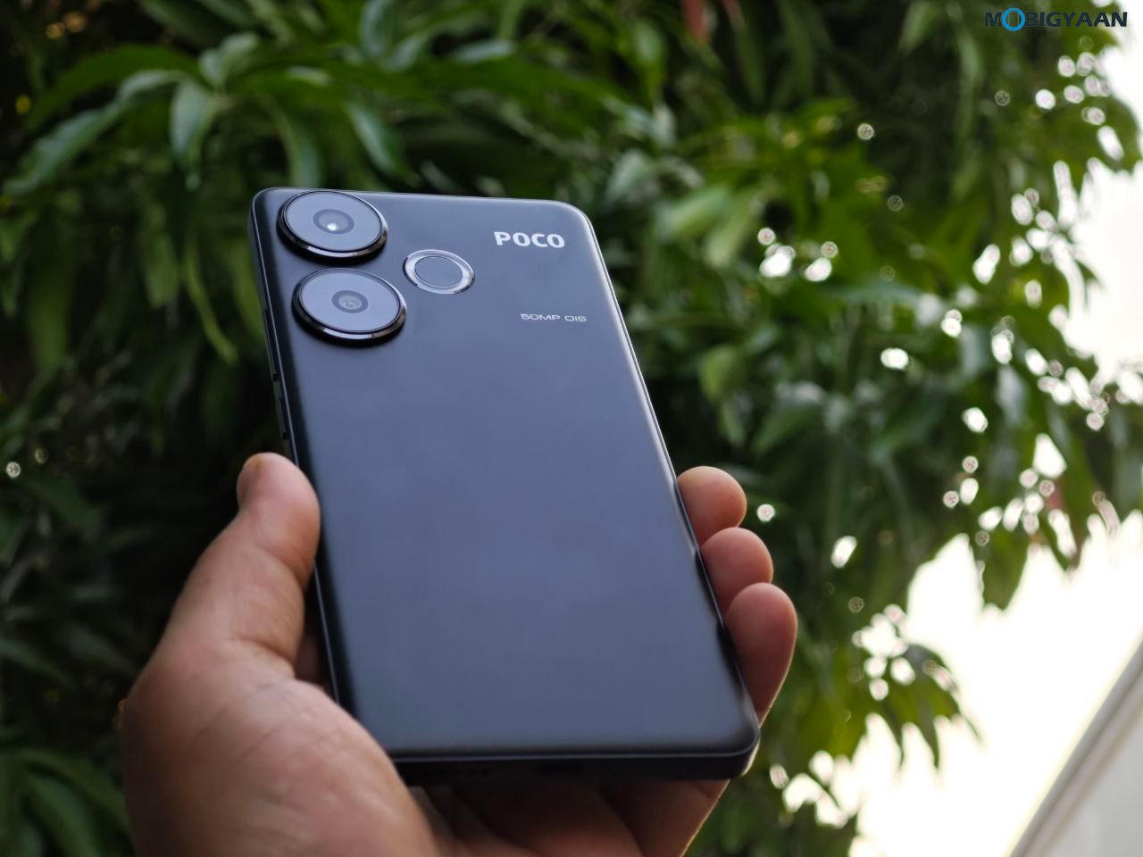 POCO F6 5G Review Design Display Cameras Build Quality 8
