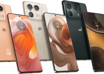 motorola edge 50 Ultra 5G launched in India at ₹59,999, features Snapdragon 8s Gen 3, 144Hz pOLED 1.5K curved screen, 125W fast charging, 50W wireless charging, 12GB RAM, 512GB storage, vegan leather/real wood design, IP68 ratings, 50MP+50MP+64MP cameras, 50MP selfie, Dolby Head Tracking, and more