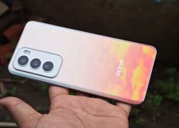 OPPO Reno12 5G Review