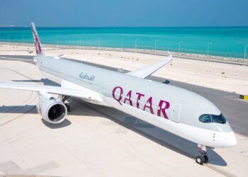 Qatar Airways debuts world’s first Starlink-equipped Boeing 777