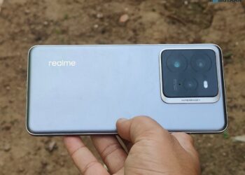 realme GT 7 Pro Review - High-End Performance | Top-notch Gaming | Brightest Display | Underwater Photography | AI features 2 realme GT 7 Pro Review – High-End Performance | Top-notch Gaming | Brightest Display | Underwater Photography | AI features