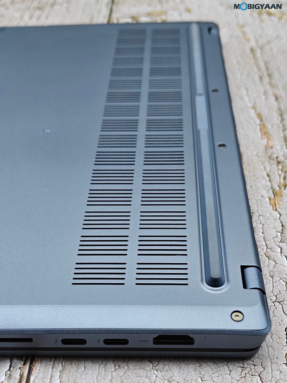 ASUS VIVOBOOK S 14 OLED S5406SA Notebook Review Design Display Build Quality 18