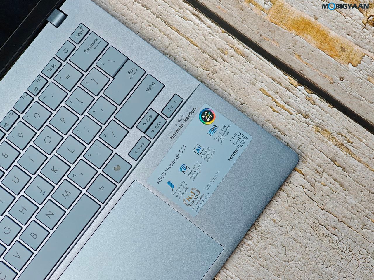 ASUS VIVOBOOK S 14 OLED S5406SA Notebook Review Design Display Build Quality 42