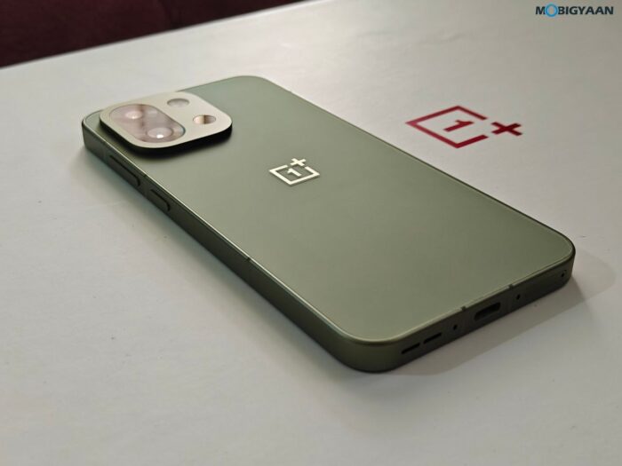OnePlus 13s Review Design Display Cameras Build Quality 1 e1751620864565