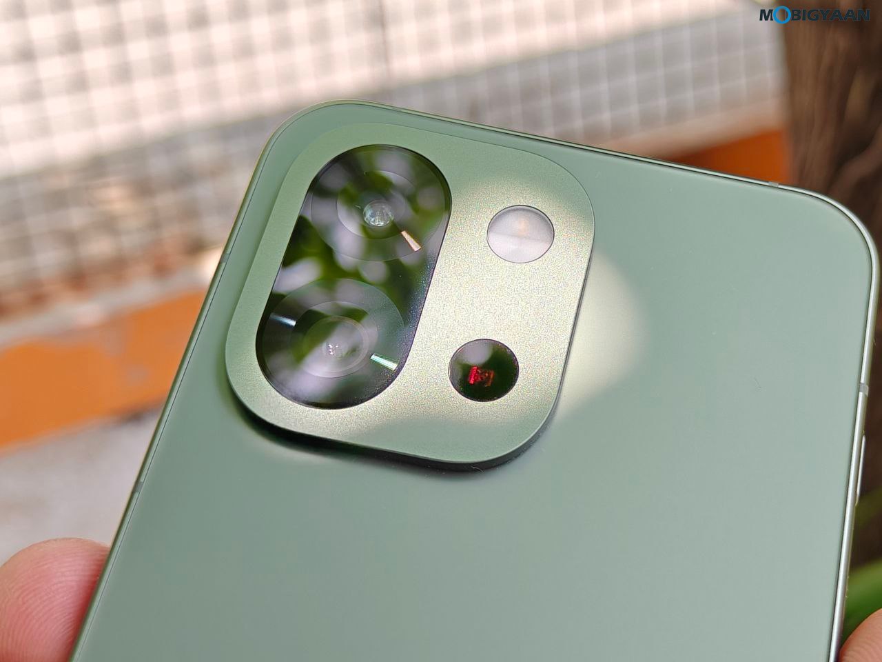 OnePlus 13s Review Design Display Cameras Build Quality 17