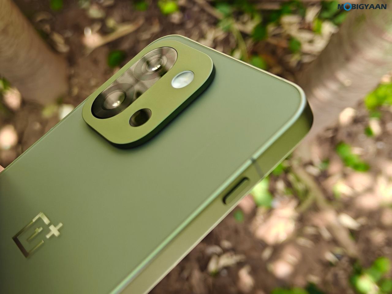 OnePlus 13s Review Design Display Cameras Build Quality 7