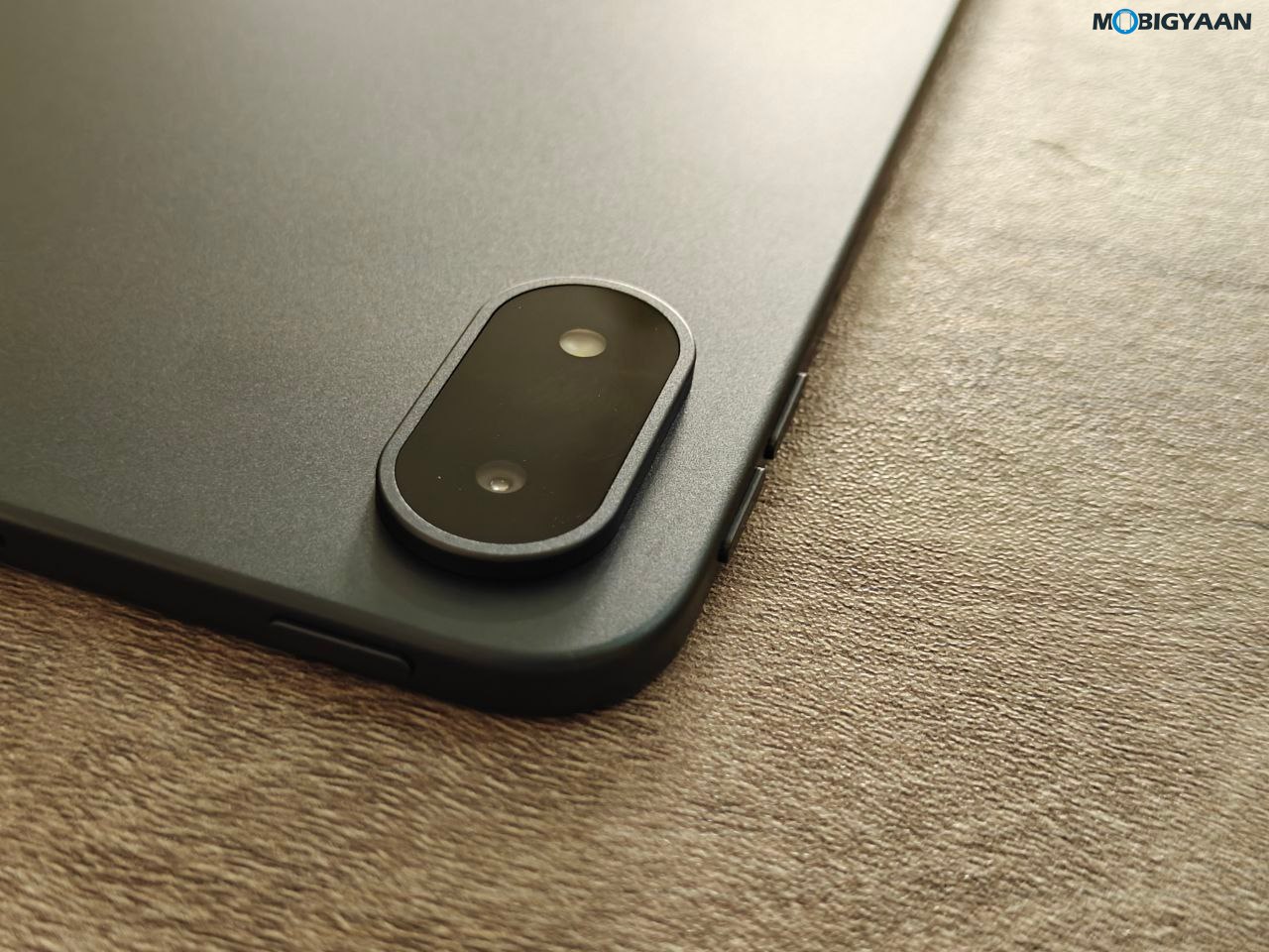 OnePlus Pad 3 Review Design Display Cameras Build Quality 12
