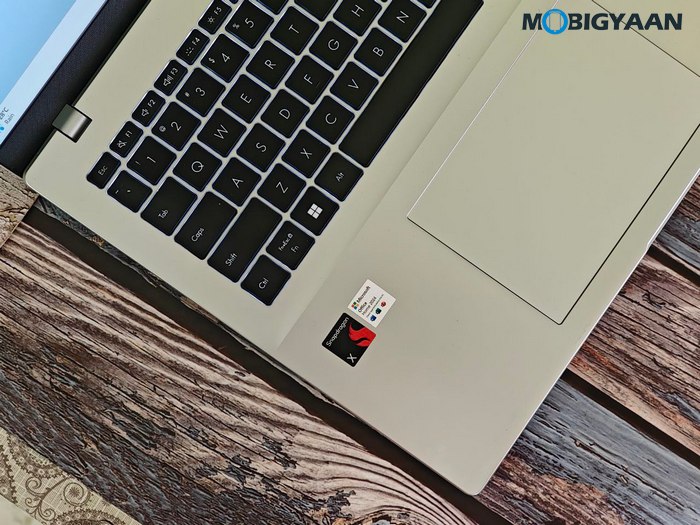 ASUS Vivobook 16 X1607QA Review Design Display Build Quality 11
