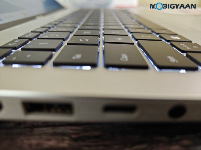 ASUS Vivobook 16 X1607QA Review Design Display Build Quality 14