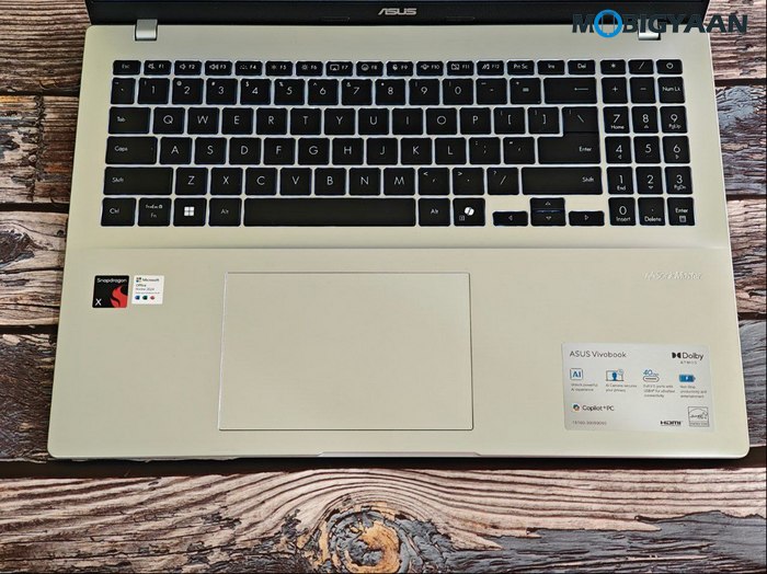 ASUS Vivobook 16 X1607QA Review Design Display Build Quality 20