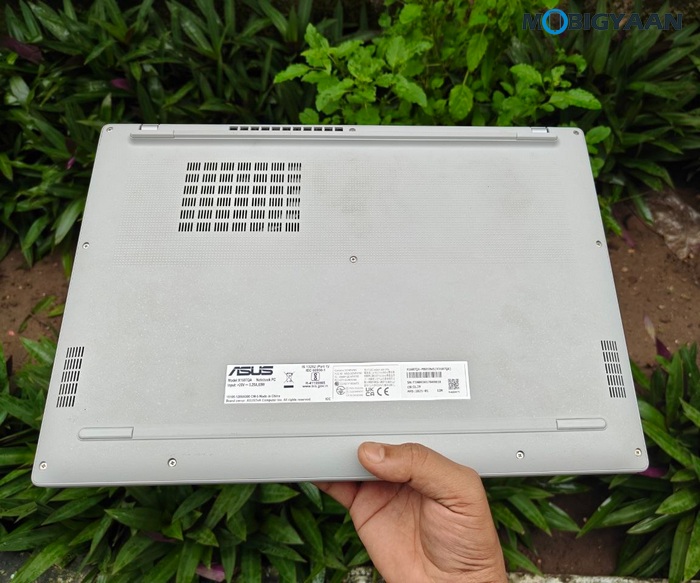 ASUS Vivobook 16 X1607QA Review Design Display Build Quality 27