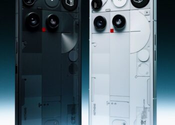 Nothing Phone (3) launched in India at ₹79,999 featuring Snapdragon 8s Gen 4, Glyph Matrix, quad 50MP cameras, 1.5K AMOLED, Gorilla Glass 7i, IP68 rating, Nothing OS 3.5, and more