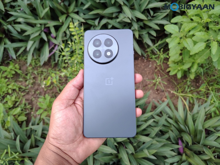 OnePlus 13R Review Design Display Cameras Build Quality 6 Months 3