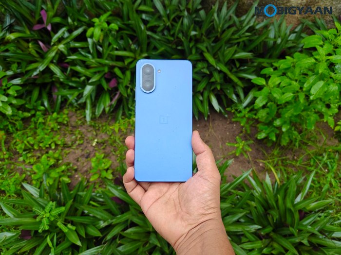 OnePlus Nord CE5 Review Design Display Cameras Build Quality 2