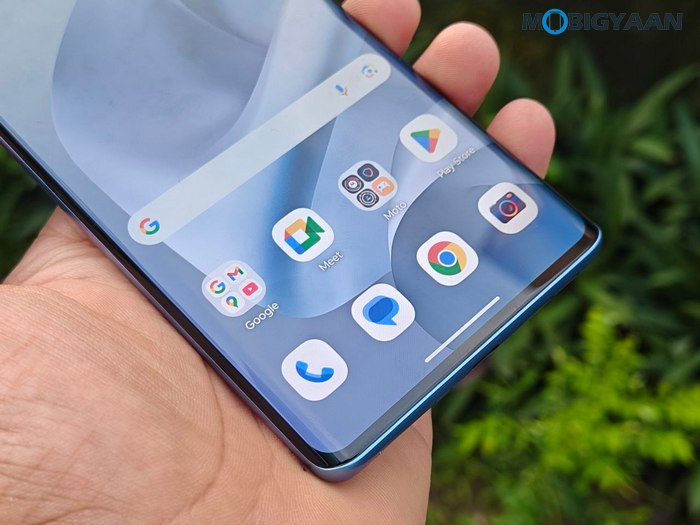 moto g96 5G Review Design Display Cameras Build Quality 19