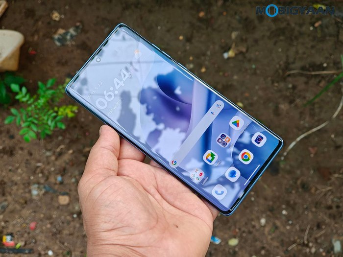 moto g96 5G Review Design Display Cameras Build Quality 8