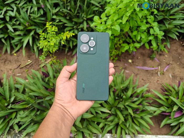 realme 15 Pro 5G Review Design Display Cameras Build Quality 11