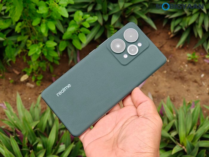 realme 15 Pro 5G Review Design Display Cameras Build Quality 9