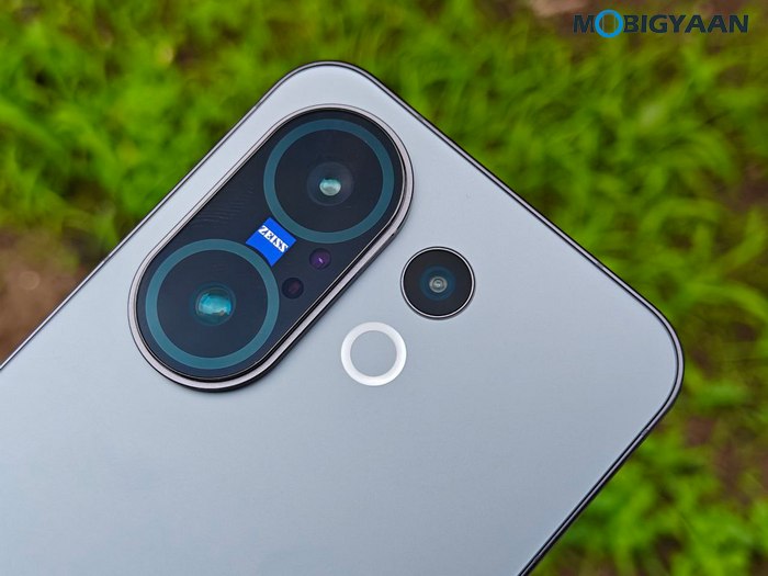 vivo X200 FE Review Design Display Cameras Build Quality 4