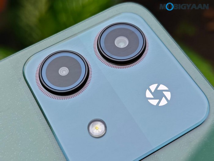 AI Nova 5G Review Design Display Cameras Build Quality 25