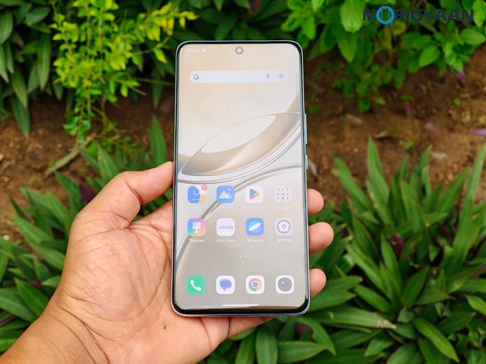 vivo T4R 5G Review Design Display Cameras Build Quality 7