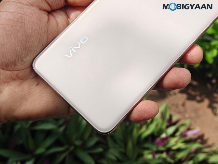 vivo V60 Review Design Display Cameras Build Quality 8