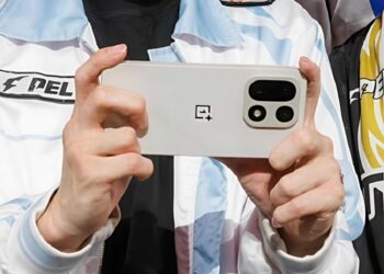 OnePlus 15 announced with Snapdragon 8 Elite Gen 5 and DetailMax Camera Engine