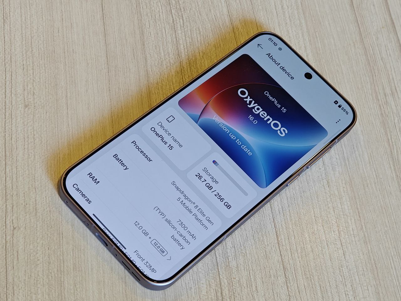 OnePlus 15 Review Design Display Camera Build Quality 11
