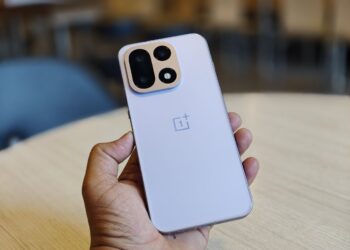 OnePlus 15 Review – OnePlus’ Most Advanced Flagship Yet