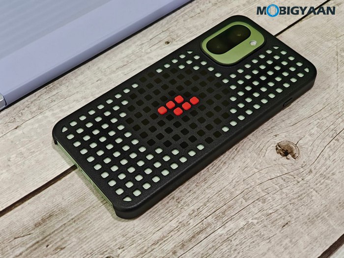 OnePlus 15R Review - Flagship Feel Without the Flagship Price 78 OnePlus 15R Review Design Display Cameras Build Quality 23 1