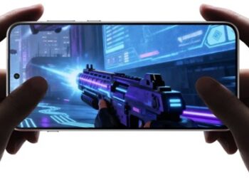 OnePlus Turbo with 9000mAh+ battery, Snapdragon 8s Gen 4, 165Hz OLED display surfaces online